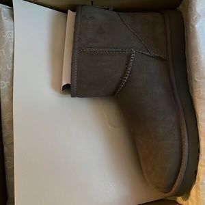 Ugg Women CLASSIC MINI II BOOT